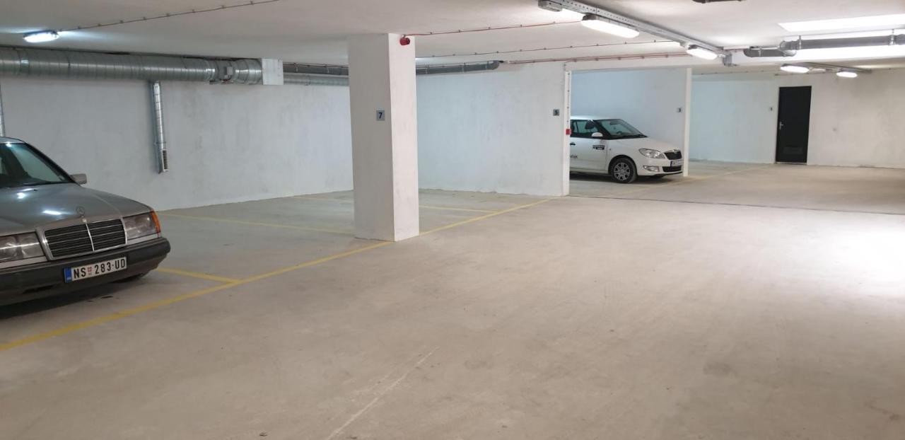 Arena Big Luxury Apartments Νόβι Σαντ Εξωτερικό φωτογραφία
